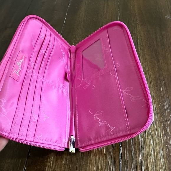 NWOT Vera Bradley zip around wallet - Picture 6 of 8